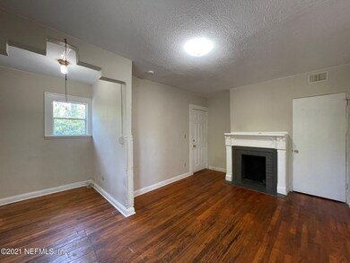 1718 Pine Grove Ave unit 3, Jacksonville, FL 32205 - photo 2