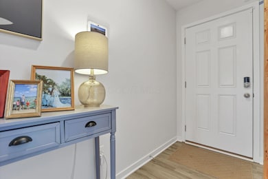 380 Trinity Way E, Newark, OH 43055 - photo 3