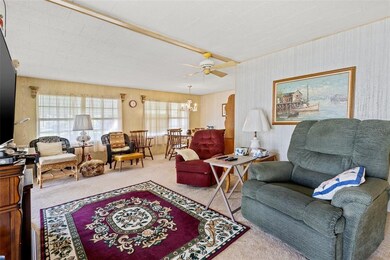 6135 Ridgewood Dr, Zephyrhills, FL 33542 - photo 5