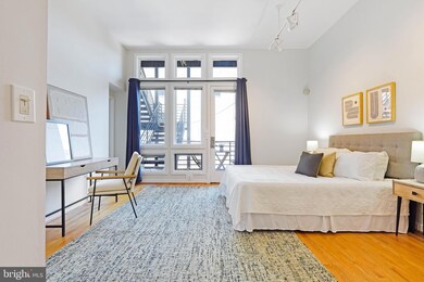 1527 Church St NW unit A, Washington, DC 20005 - photo 3