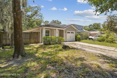 256 Aquarius Cir N, Jacksonville, FL 32216 - photo 3