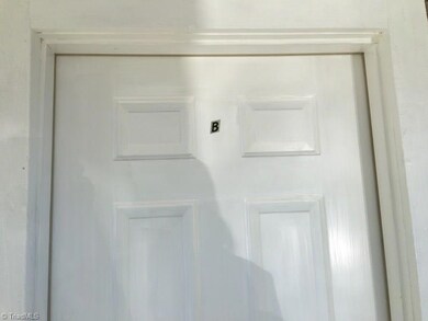 508 Lawsonville Ave, Reidsville, NC 27320 - photo 3