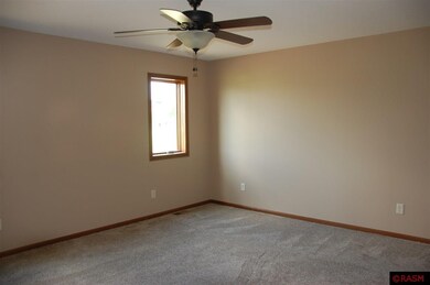 132 Park View Ct, Courtland, MN 56021 - photo 7