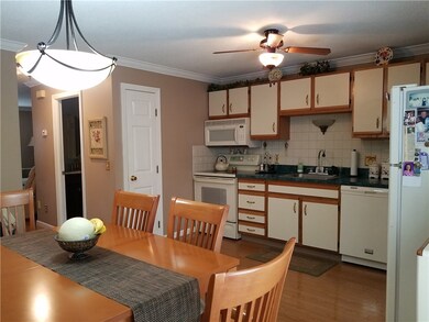 47 Morgan Ave unit 91, Johnston, RI 02919 - photo 4
