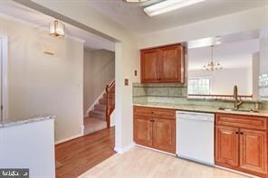 6333 Mary Todd Ct, Centreville, VA 20121 - photo 7