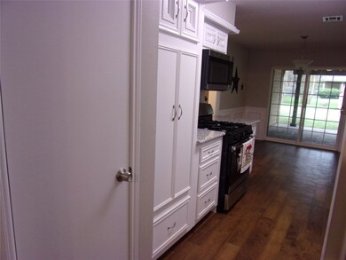 31110 Antonia Ln, Tomball, TX 77375 - photo 7