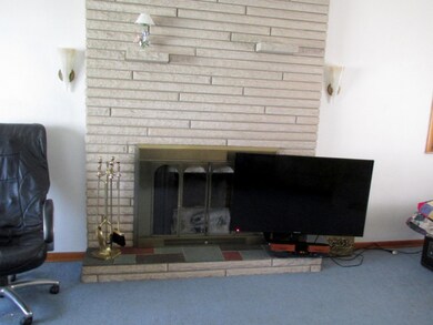 L R Fireplace