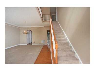 Entry/Foyer.