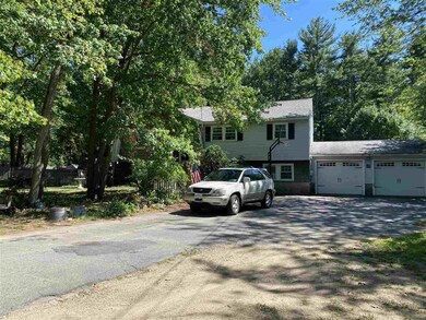 157 Litchfield Rd, Londonderry, NH 03053 - photo 2