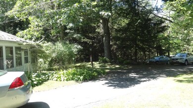 846 Hubbardston Rd, Barre, MA 01005 - photo 3