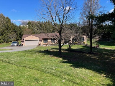 473 Kulp Rd, Pottstown, PA 19465 - photo 3