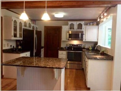 51 Fox Hill Dr, Holden, MA 01520 - photo 3