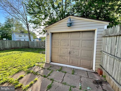 35 Republic Ave, Norristown, PA 19403 - photo 3