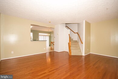 9764 Harvester Cir, Perry Hall, MD 21128 - photo 5