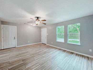 living room view of street and driveway