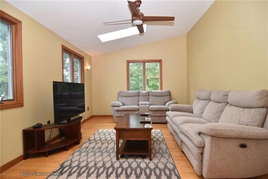 26 Mohawk Trail, Narragansett, RI 02882 - photo 3