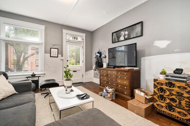 581 City Park Ave, Columbus, OH 43215 - photo 7