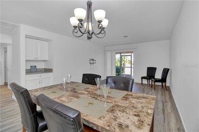 Dining Area in Great Room - Table and 6 chairs do 