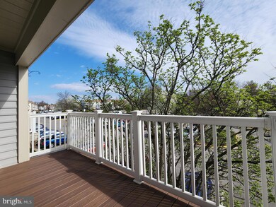 9296 Cardinal Forest Ln unit 301, Lorton, VA 22079 - photo 5