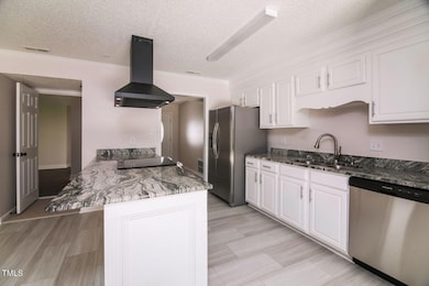 Kitchen14584234