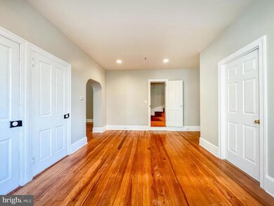 112 S 6th St, Perkasie, PA 18944 - photo 6