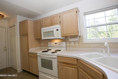 1 Georgia Ct unit 15, Pinehurst, NC 28374 - photo 3