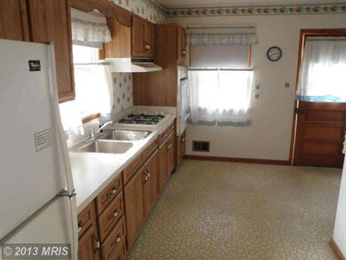 7913 James Ave, Ellicott City, MD 21043 - photo 7