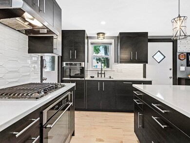 27 Amherst Ave, Waltham, MA 02451 - photo 4