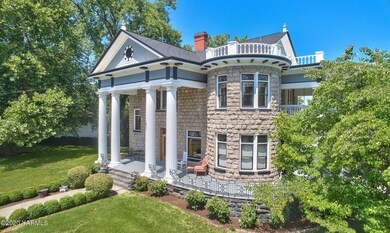 Front of home 03