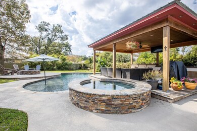 Pool Hot Tub Area