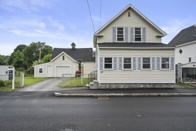 47 Beaver St, Lowell, MA 01850 - photo 2