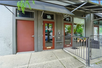 18 S Saint Clair St unit 203, Dayton, OH 45402 - photo 3