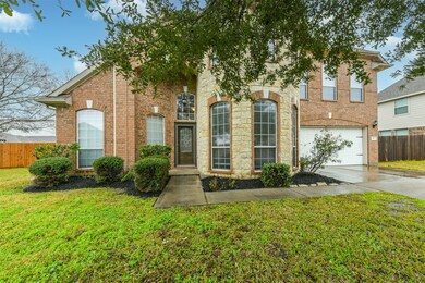 2163 Colonial St, Alvin, TX 77511 - photo 2