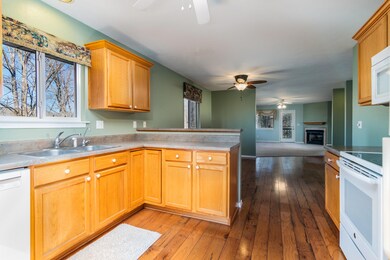 574 Canyon Forest Cir, Kimberling City, MO 65686 - photo 7