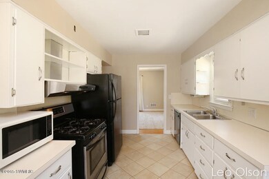 1414 Herrick Ave NE, Grand Rapids, MI 49505 - photo 5