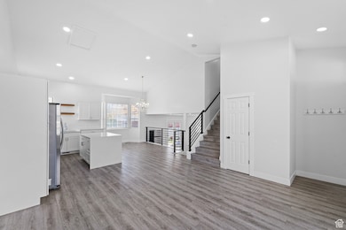 9375 S Laurel Ridge Cir, West Jordan, UT 84088 - photo 5