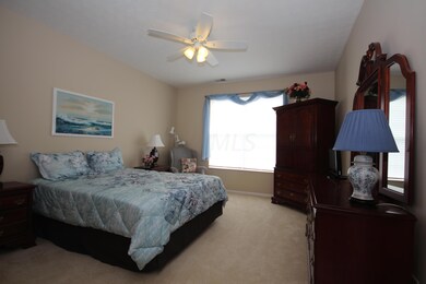 5984 Naughten Pond Dr unit 5984, Columbus, OH 43213 - photo 5