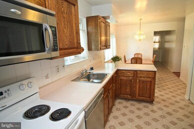 13005 Buccaneer Rd, Silver Spring, MD 20904 - photo 6