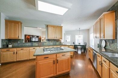 2876 Match Point Ln, Friendswood, TX 77546 - photo 7