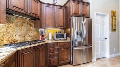 41813 N. Rolling Green Way-8