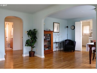 Living Room/Dining Room