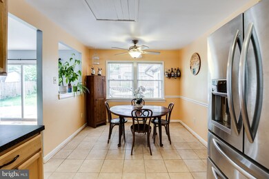 12703 Clearfield Dr, Bowie, MD 20715 - photo 7