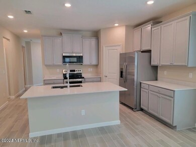 12162 Blockhouse Creek Ct, Jacksonville, FL 32218 - photo 2