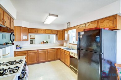 1205 Countryside Dr unit C9, Findlay, OH 45840 - photo 6