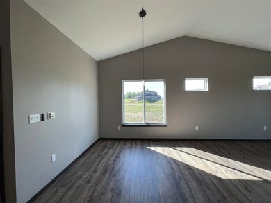 6 Lazy Brook Dr, West Branch, IA 52358 - photo 5