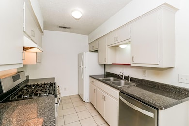 8116 Exmoor Dr unit B, Austin, TX 78757 - photo 7