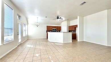 1648 Northview Dr, Grand Prairie, TX 75051 - photo 5