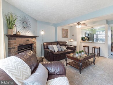 8341 Wind Fall Rd, Springfield, VA 22153 - photo 6