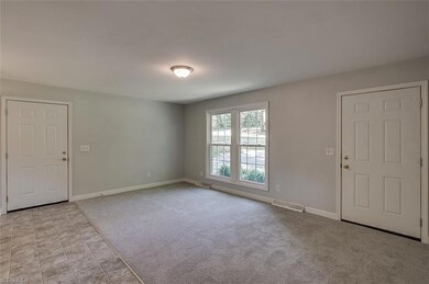 329 Falcon Hills Dr, Asheboro, NC 27205 - photo 4