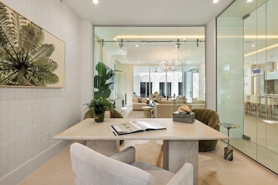 812 Palm Trail, Delray Beach, FL 33483 - photo 6